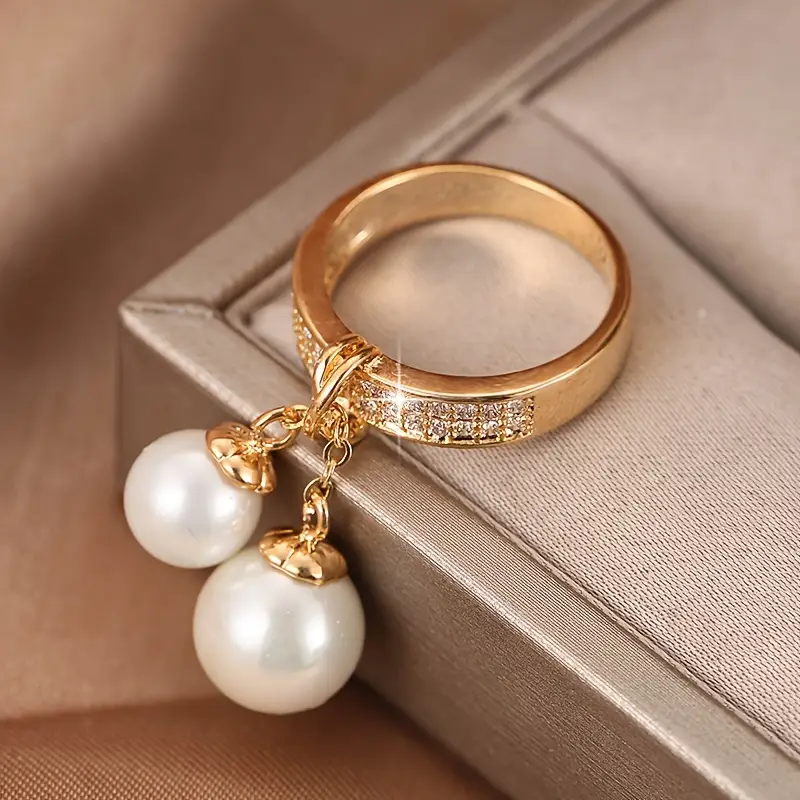 Dangling pearl bright earrings "Cocktail Hour" – Elegant & refined