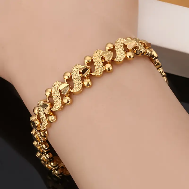 Bright gold bracelet "Cocktail Hour" – Elegant & refined