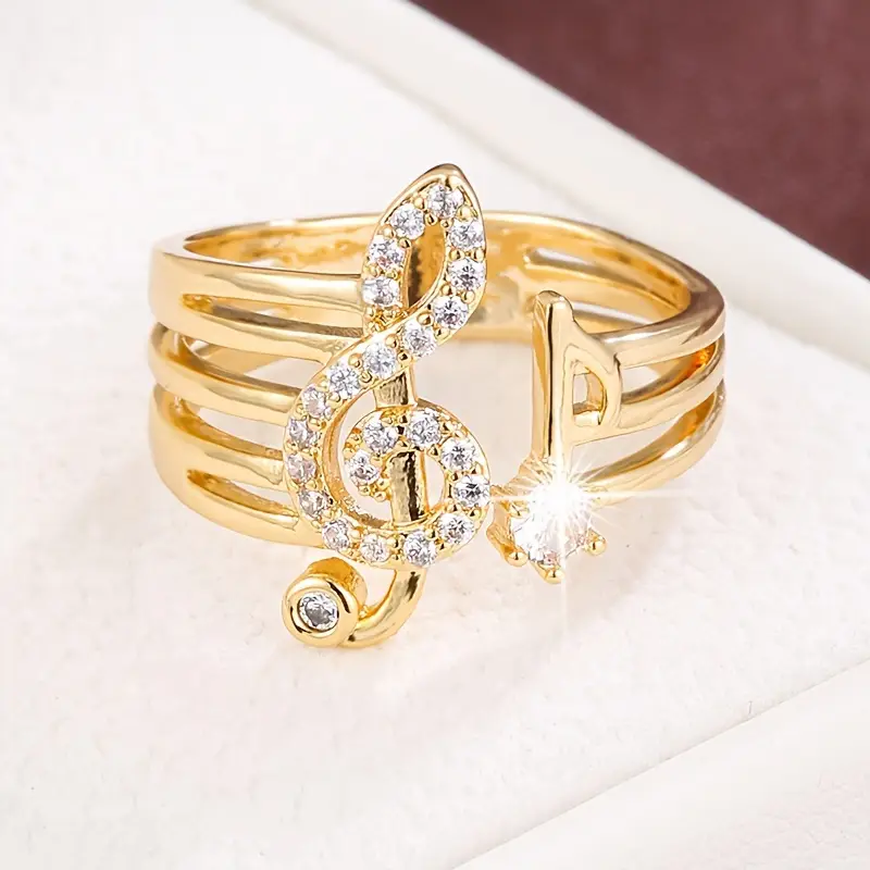 Golden Zirconia Clef Ring "Cocktail Hour" – Elegant & refined