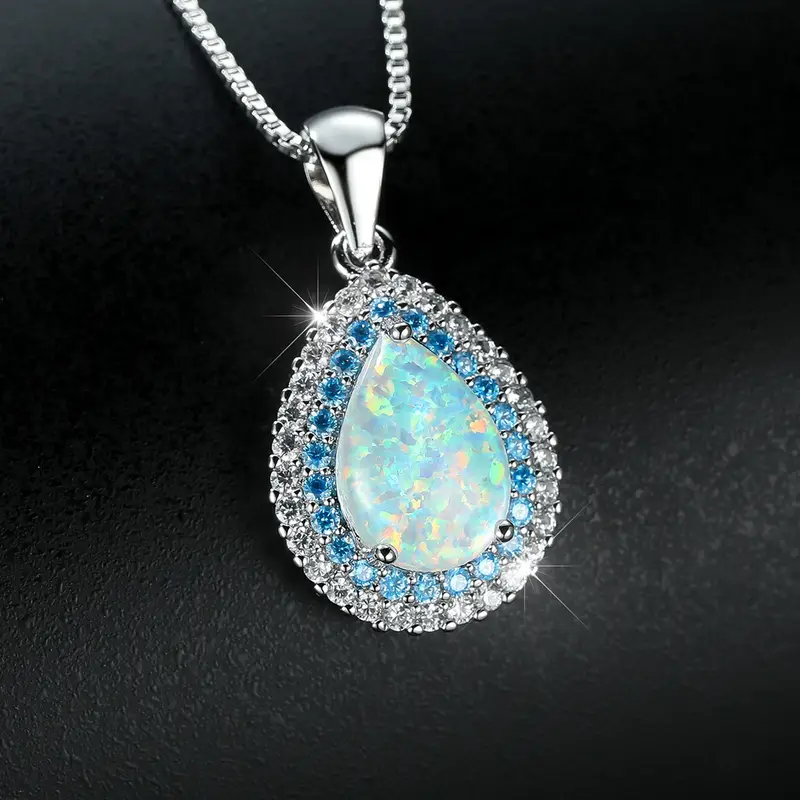 Blue opal drop sparkling necklace "Romantic Dinner" – Elegant & refined