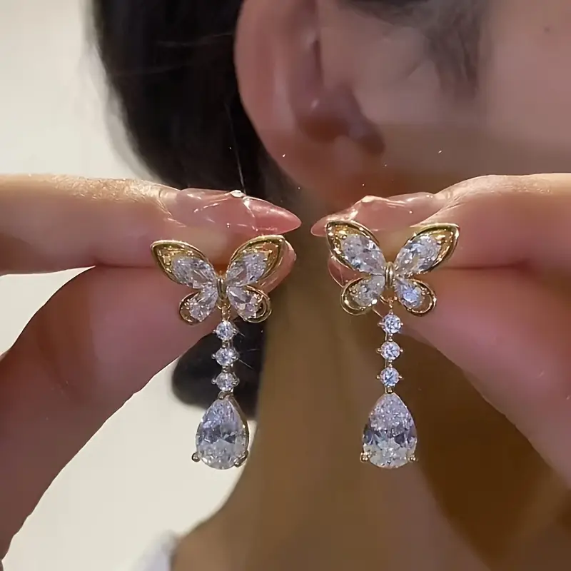 Bright Butterfly Gold Earrings "Cocktail Hour" – Elegant & refined