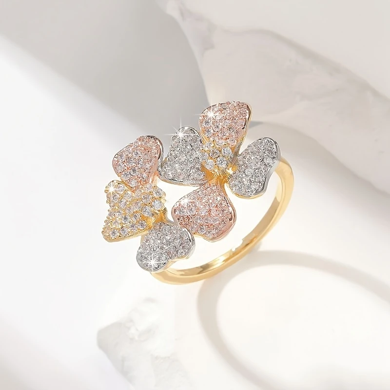 Daisy Bright Gold Ring "Cocktail Hour" – Elegant & vibrant