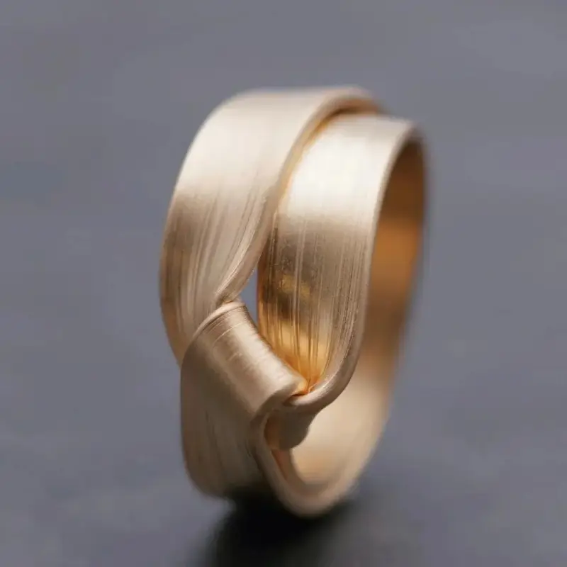 Golden ring "Cocktail Hour" – Elegant & refined