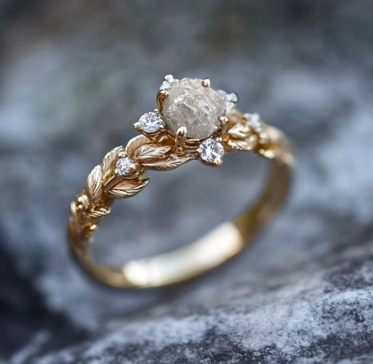 Exotic stone gold ring "Romantic Dinner" – Elegant & refined
