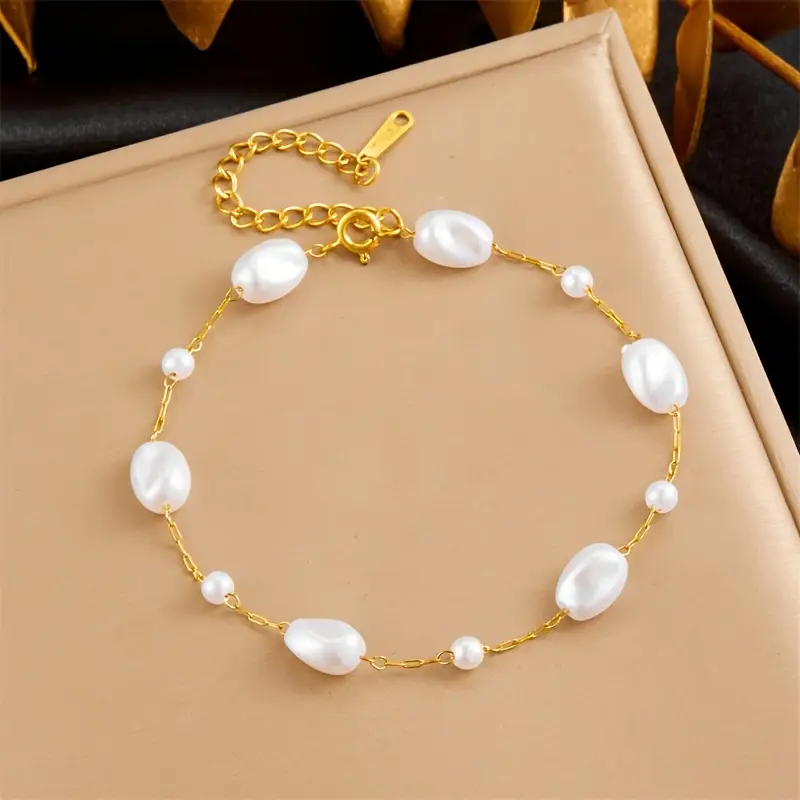 White pearl thin gold bracelet "Cocktail Hour" – Elegant & refined