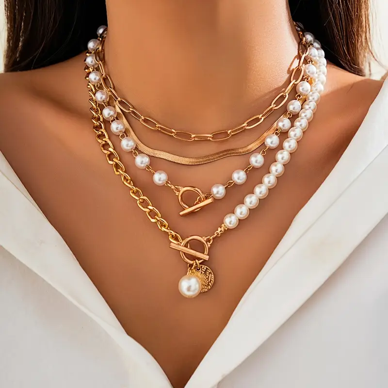 White pearl golden layered necklace "Romantic Dinner" – Elegant & refined
