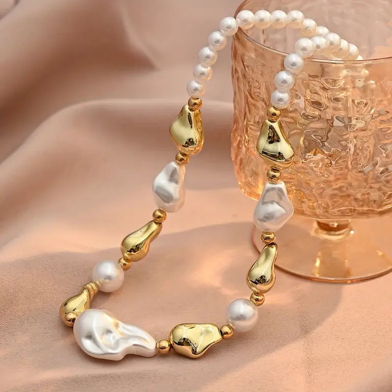 Baroque pearl golden necklace "Romantic Dinner" – Elegant & refined