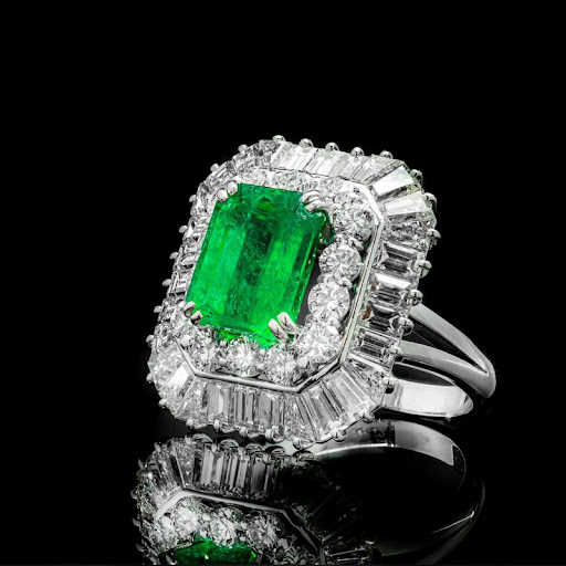 Emerald crystal ring "Romantic Dinner" – Elegant & refined