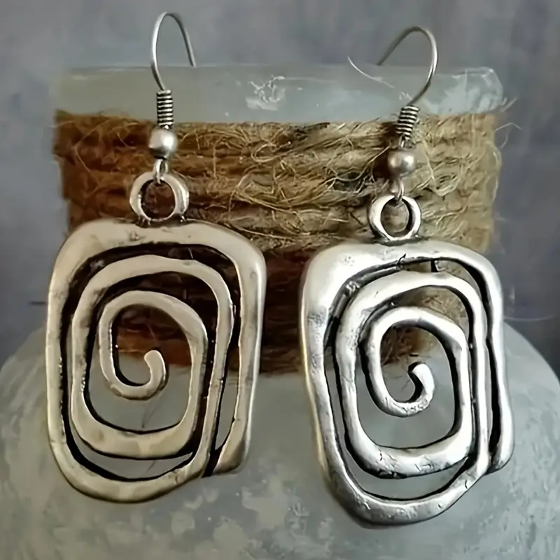 Vintage Rectangular Maze Earrings "City Rooftop" – Elegant & refined