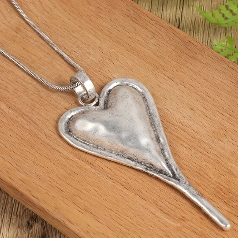 Silvered heart drop necklace "Romantic Dinner" – Elegant & refined