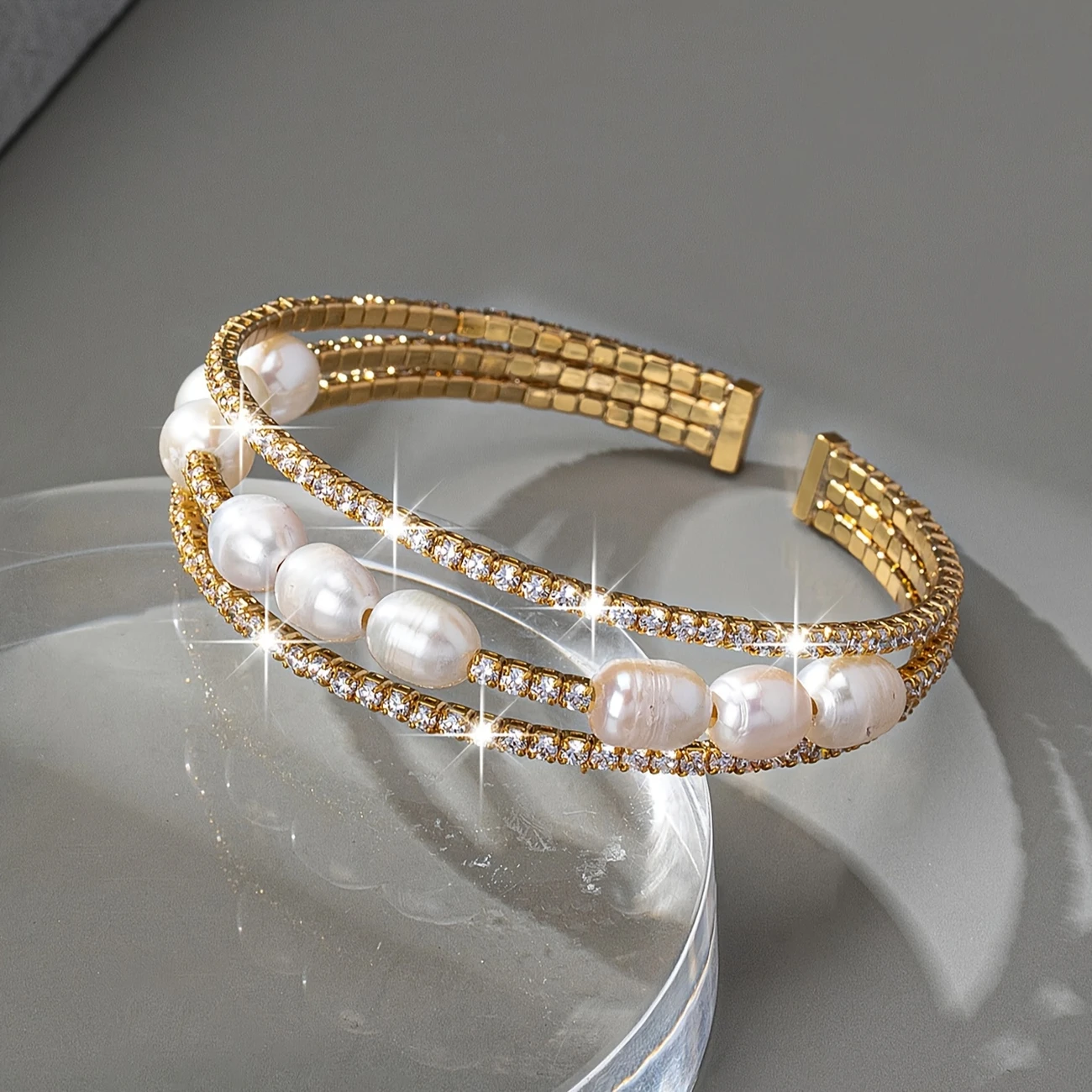 Pearl layer gold bracelet "Cocktail Hour" – Elegant & refined