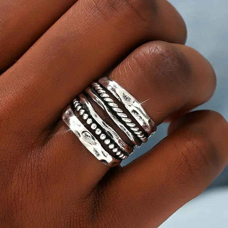 Layered silvered beads ring "Cocktail Hour" – Elegant & refined