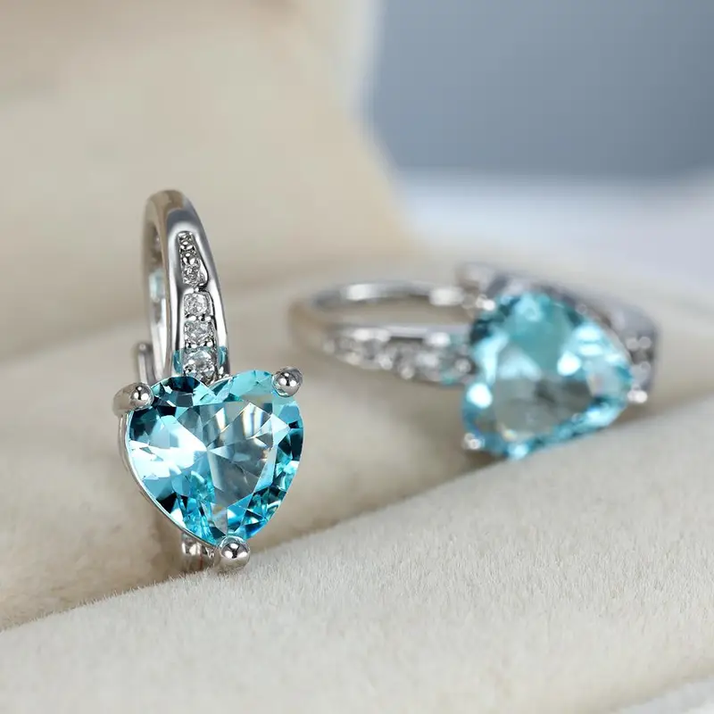 Crystal blue heart earrings "Cocktail Hour" – Elegant & refined