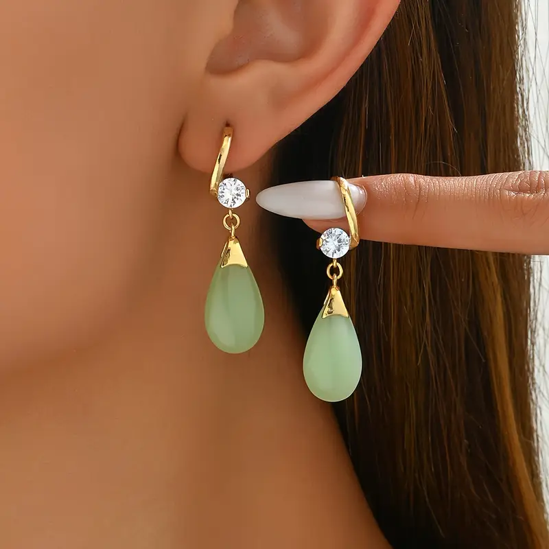 Vintage Green Waterdrop Gold Zirconia Earrings "Sunset Soirée" – Elegant & refined