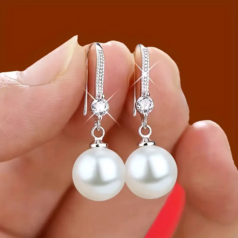 Golden drop pearl earrings "Cocktail Hour" – Elegant & refined