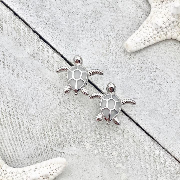 Opal and silver earrings "Beach Walk" – Natural & stylish