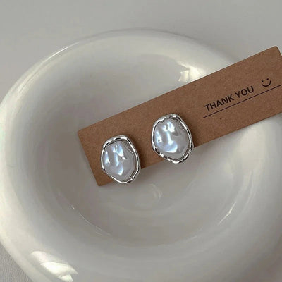 Carmen - Elegant Pearl Earrings
