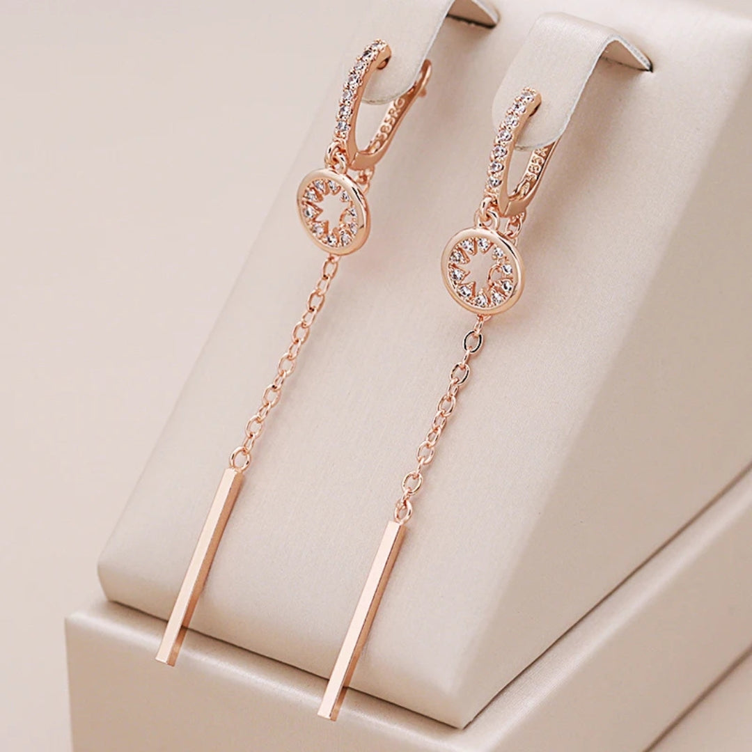 Elegant Dangling Gold Earrings "Cocktail Hour" – Elegant & refined