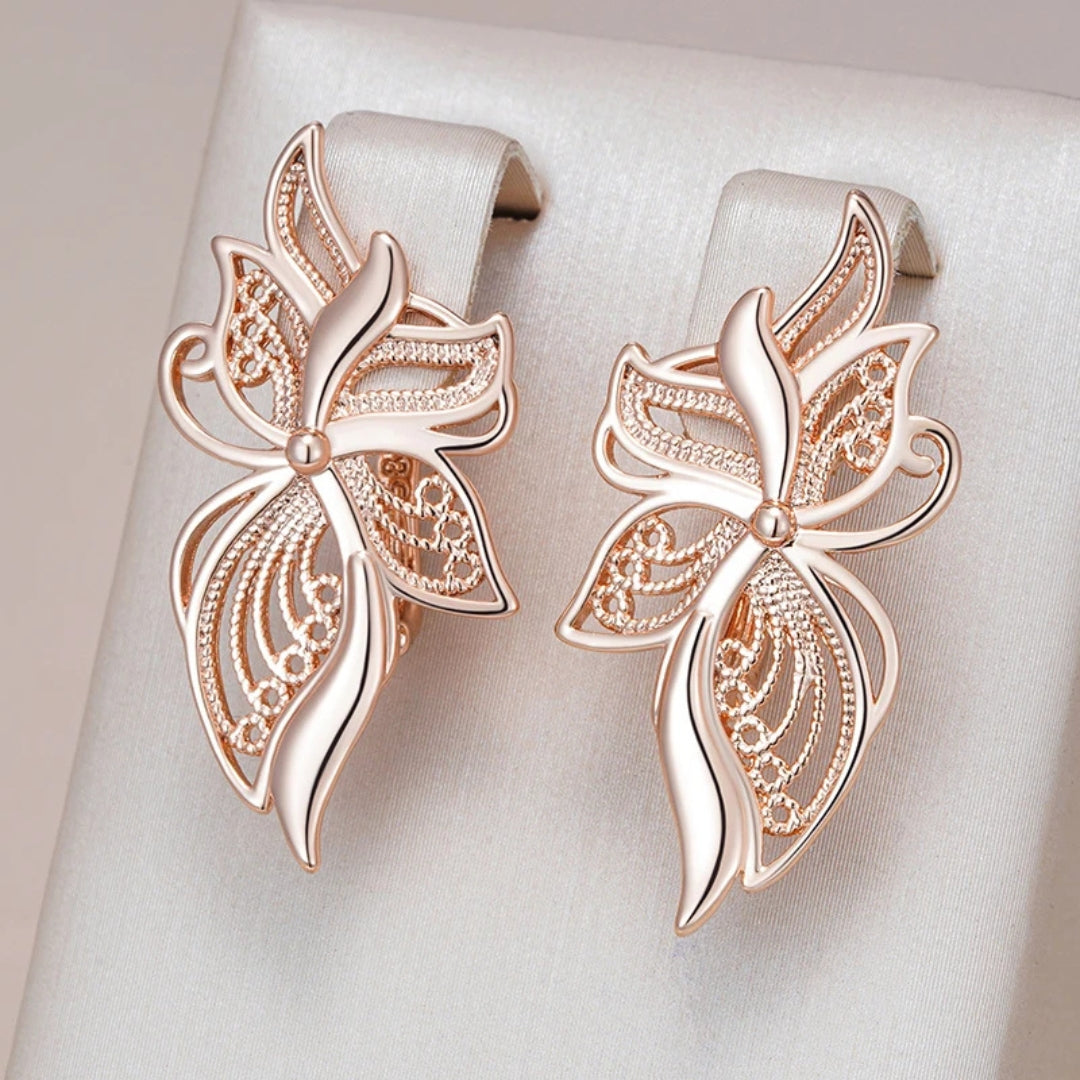 Gold hollow flower earrings "Garden Party" – Elegant & refined